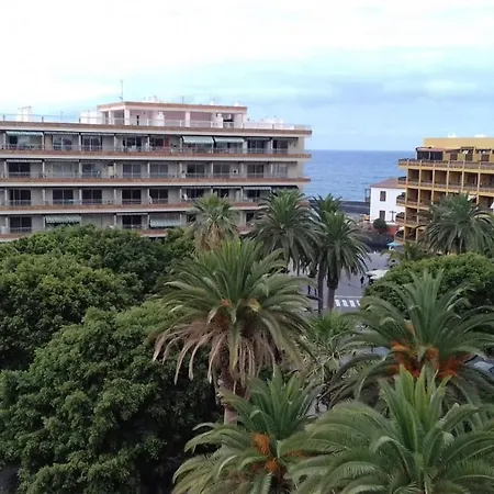 Tropical Hotell