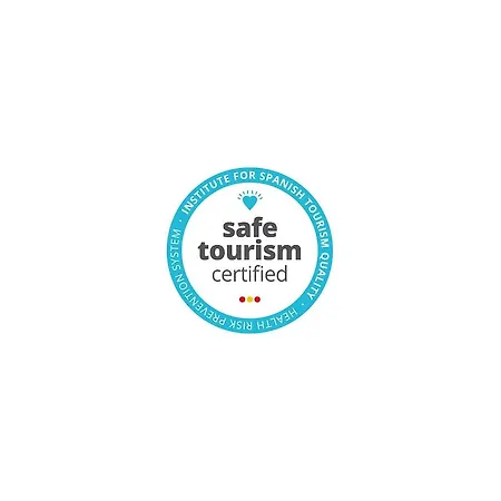 Hotell Tropical 3*
