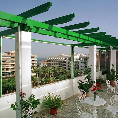 Tropical Hotell 3*