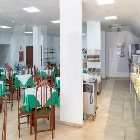 Tropical Hotell