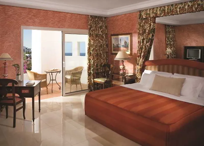 Tropical Szálloda 3*